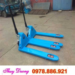 Xe nâng 1500 kg tại Hà Nội